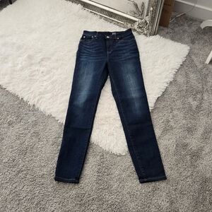 J.crew high-rise toothpick jean in Blue Harbor wash. Size 29 Tall.